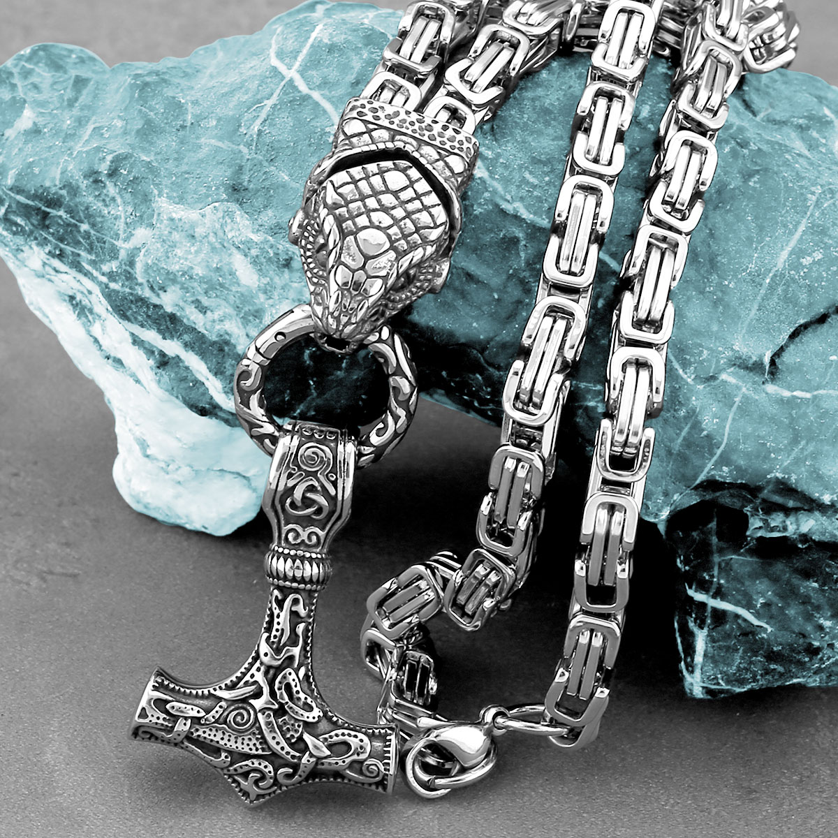 Nordic Odin Snake Head Necklac - مراجعة Battle Rope Anchor وسعره