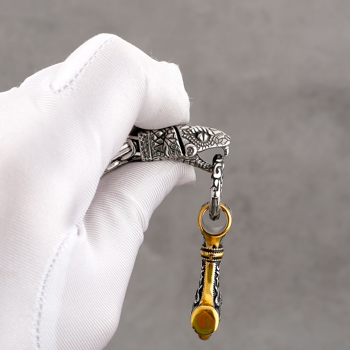 Nordic Odin Snake Head Necklac - مراجعة Battle Rope Anchor وسعره